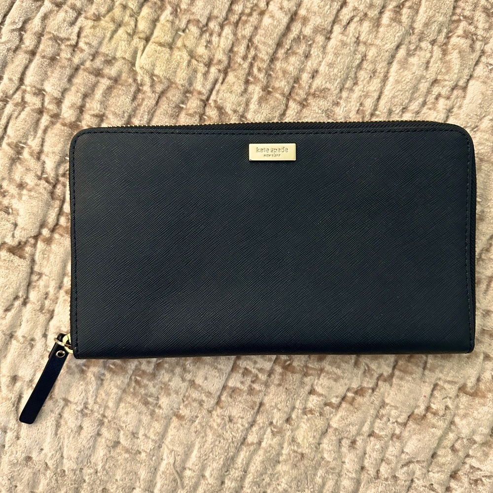 Kate Spade Laurel Way large wallet in black